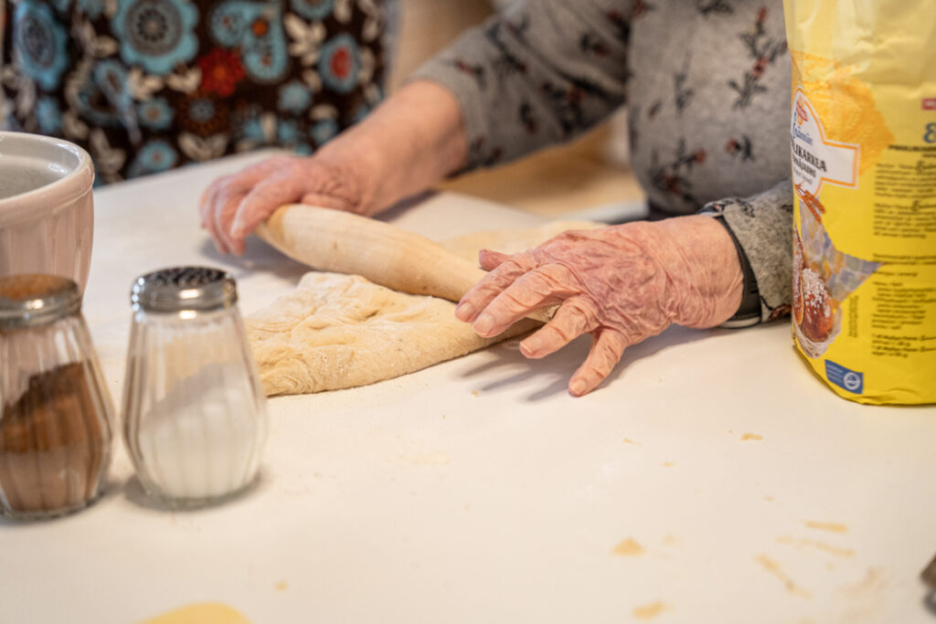 varpusen_palvelut_ikaihmisille-04